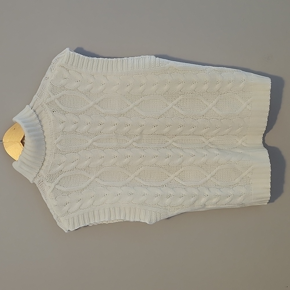 Sweater Vest - Picture 2 of 7